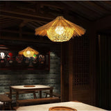 Suspension paille chapeau chinois view 2