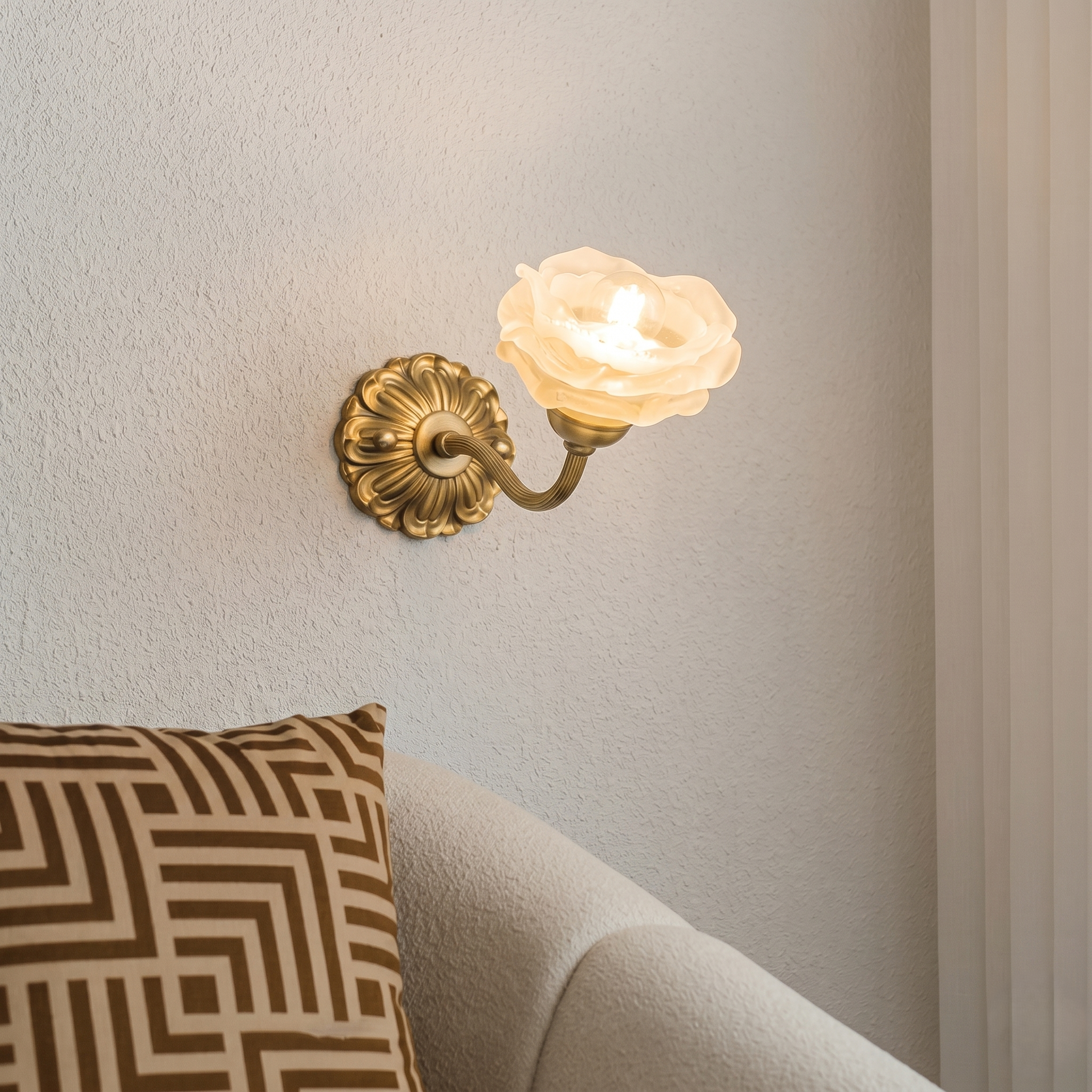 Flower Wall Light view 4