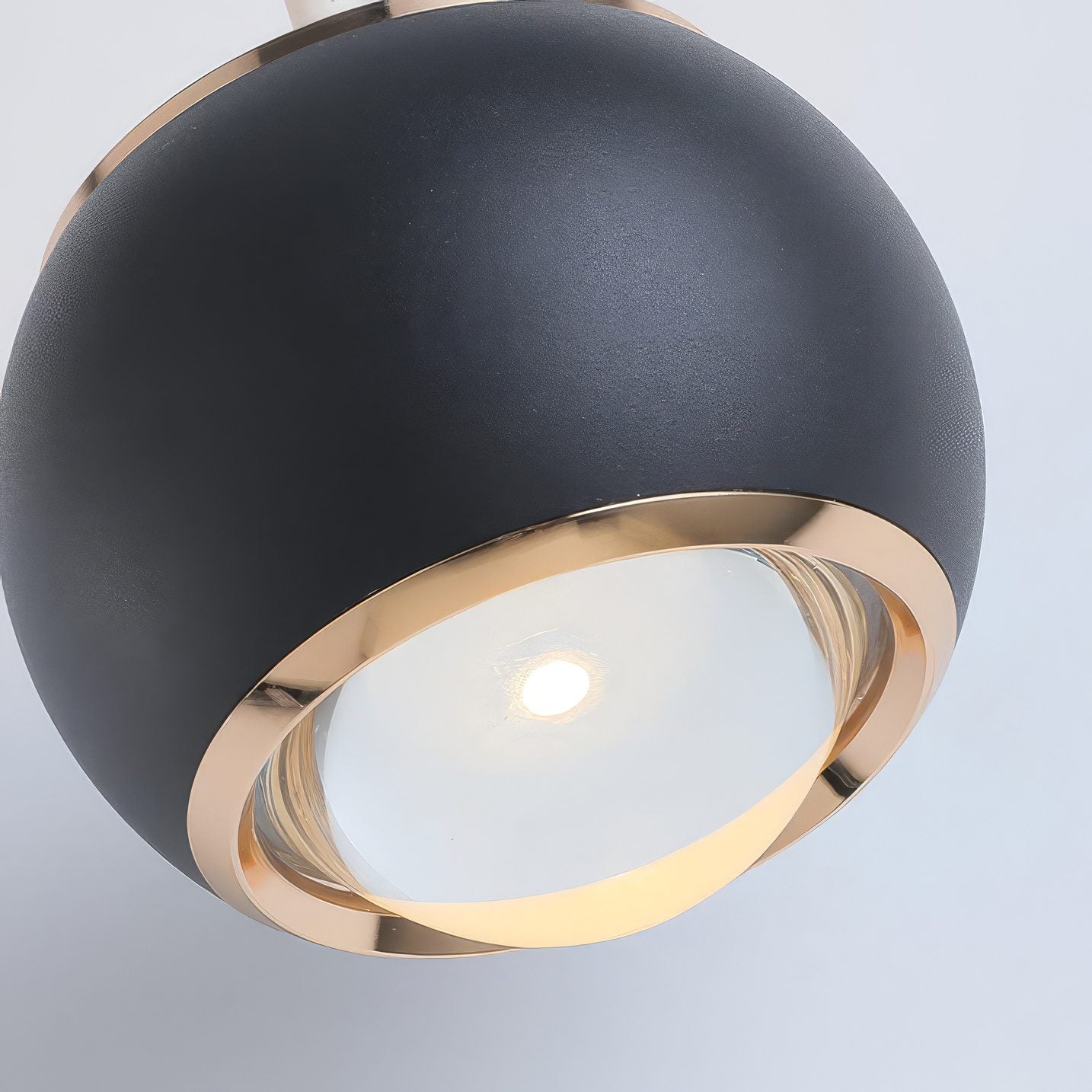 Suspension boule noire view 6