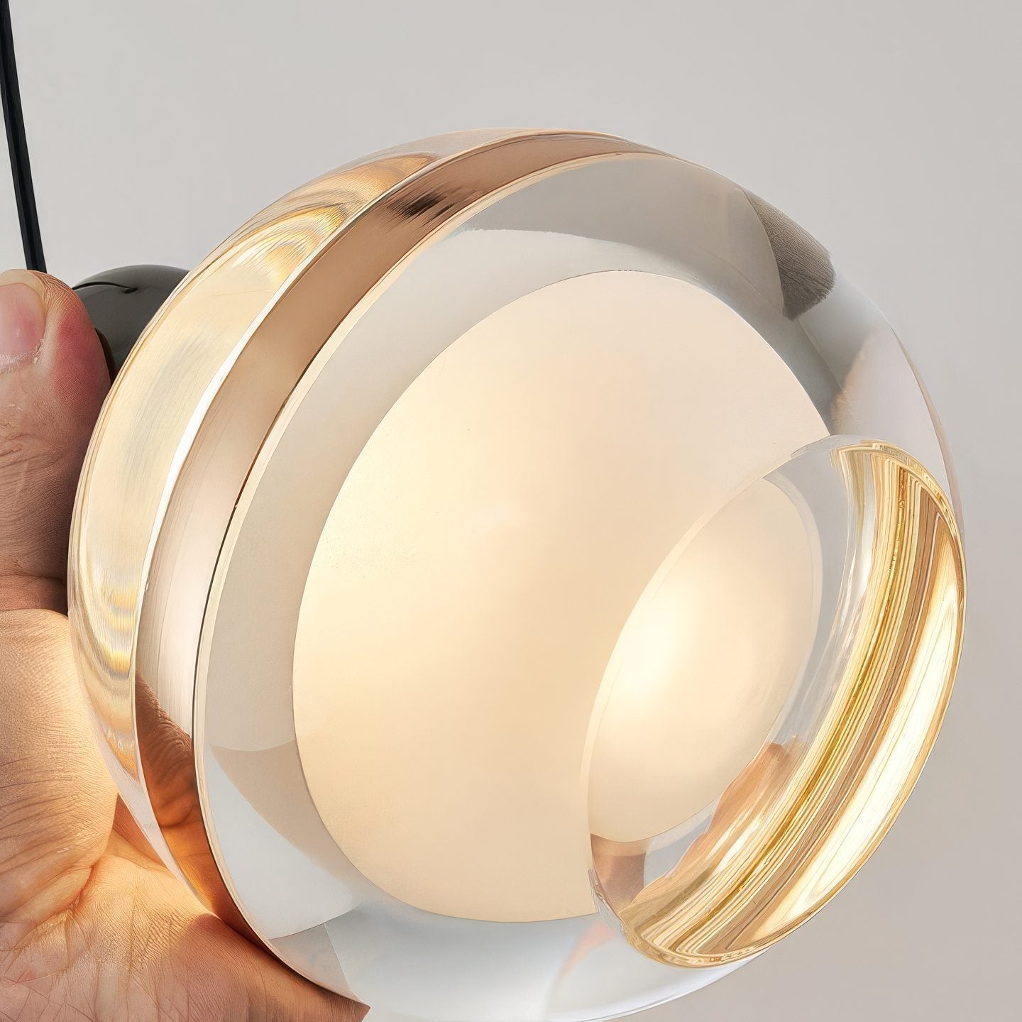 Suspension boule en verre transparent view 7
