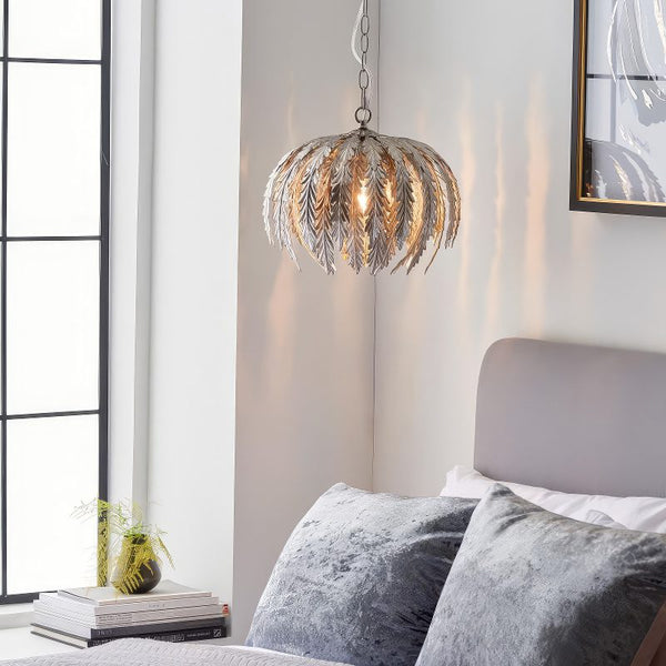 Gilded Laurel Leaf Pendant Light