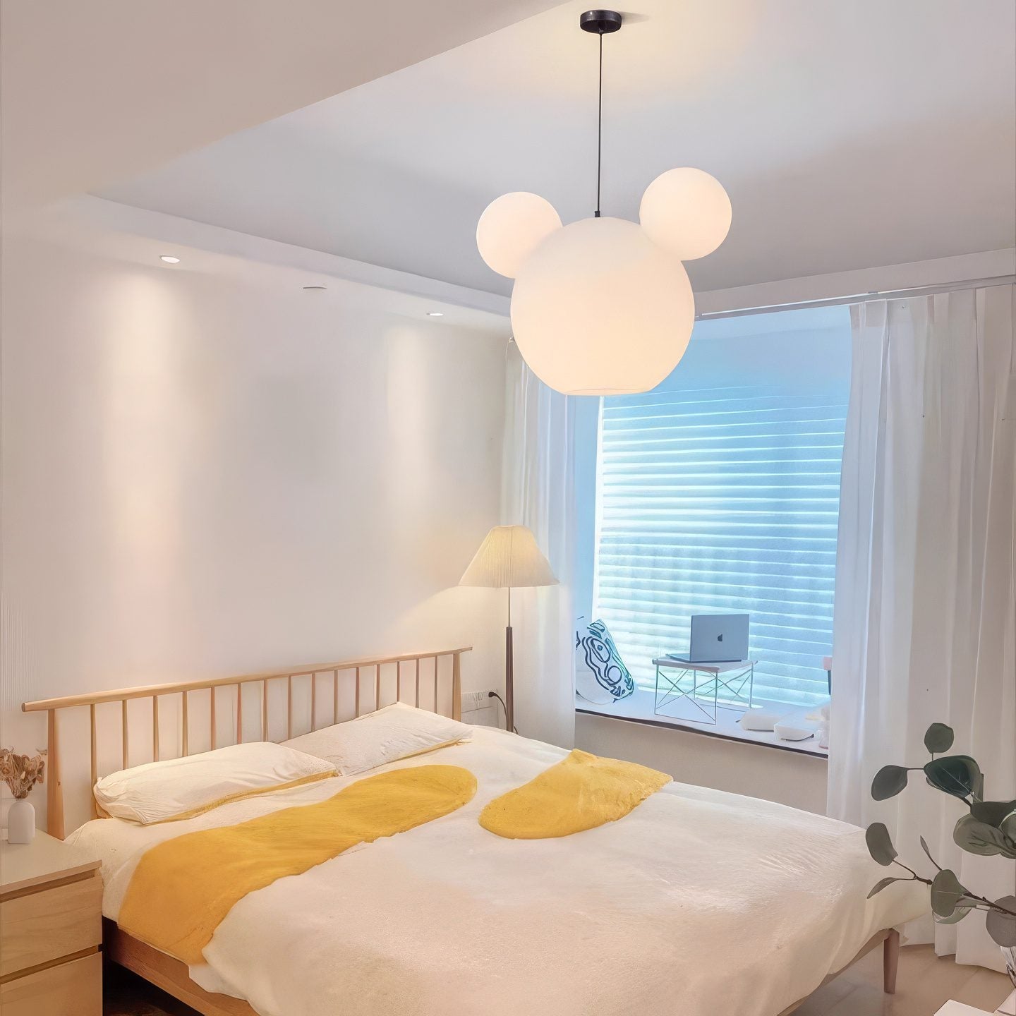 Mouse Pendant Light view 2