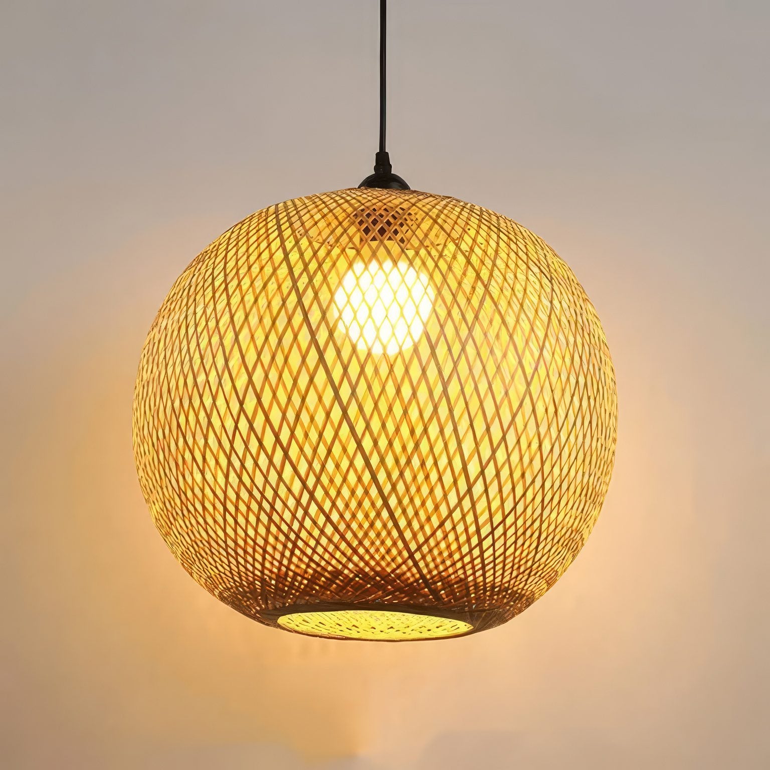 Suspension boule en rotin view 7